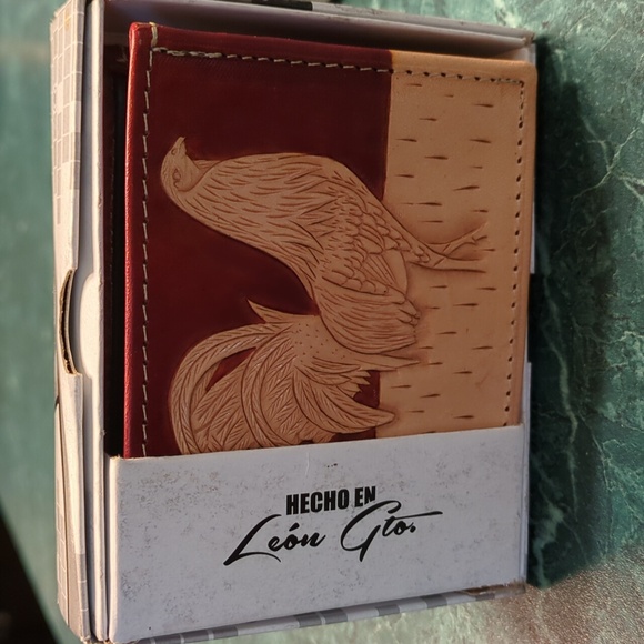 Men's wallet handmade Genuine Leather. Cartera Cincelada Hecho en México